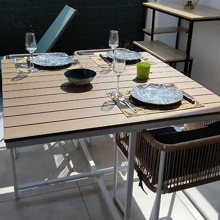 Climatise En Rez-de-chaussee 3 Personnes Max Apartament